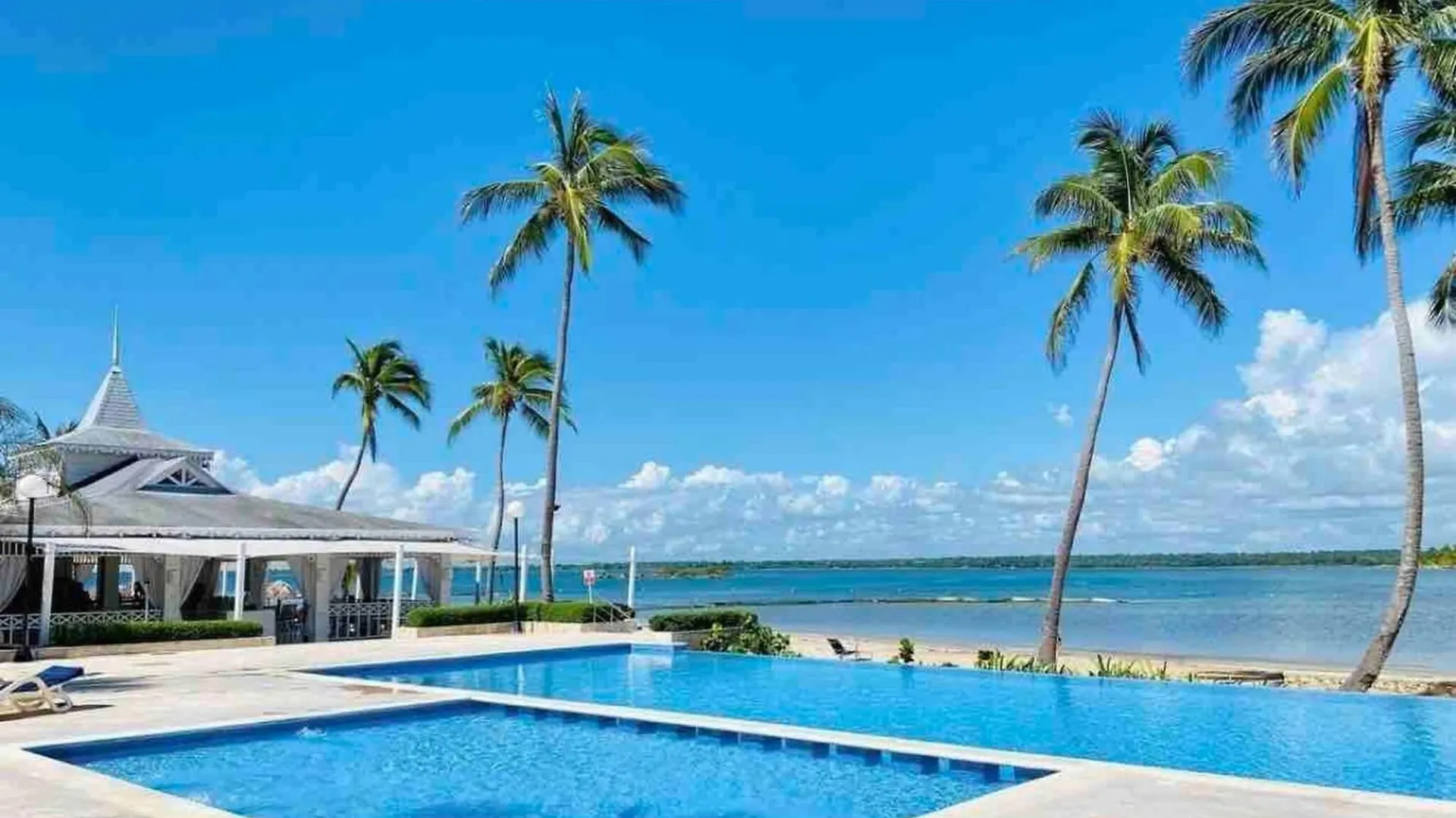 Elegant, Modern Style Villa In Playa Nueva Romana2 Boca del Soco