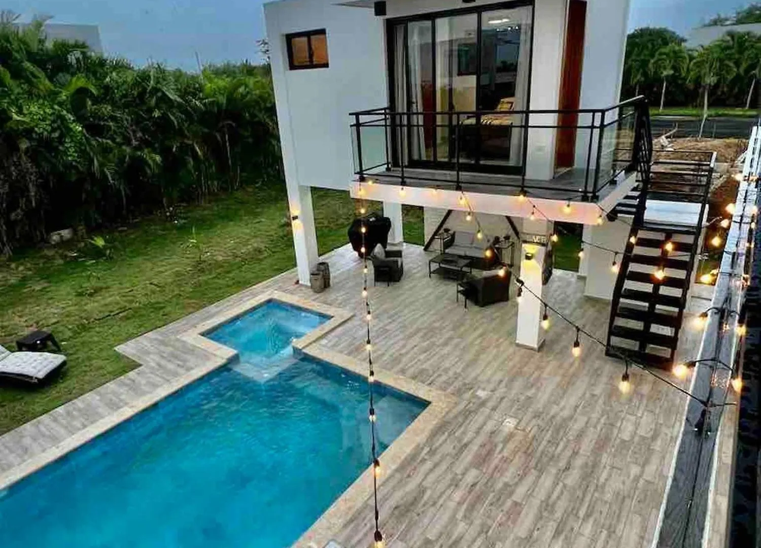 Elegant, Modern Style Villa In Playa Nueva Romana2 Boca del Soco
